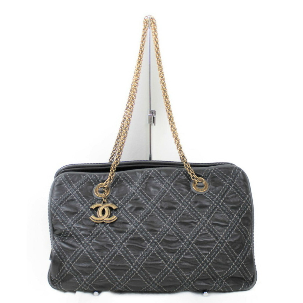 Chanel Quilted Stitch Matelasse Chain Handbag Black Leather favorite